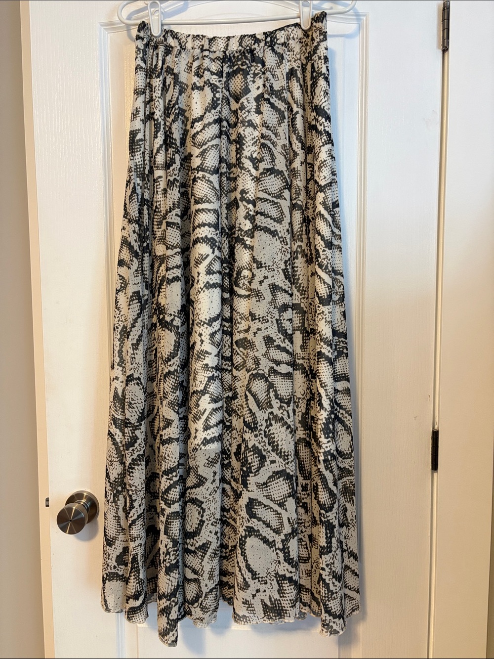 Chicwish Black and Cream Snake Print Maxi Skirt